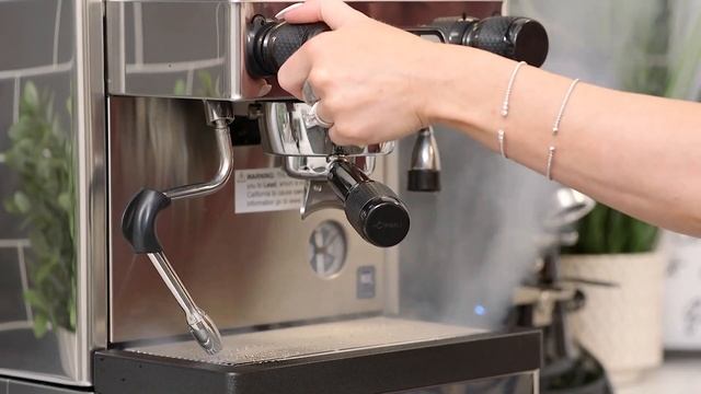 LA CIMBALI M21JUNIOR SINGLE GROUP COFFEE MACHINE | BEST COFFEE MACHINE FOR SMALL CAFE смотреть онлайн