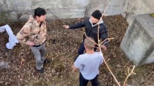 Бой на голых кулаках! Безумный Паша против Сани Быка!