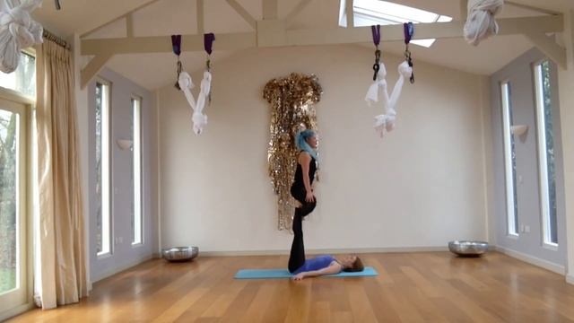 Learn Acro Yoga with Grace & Gravity Studio смотреть онлайн