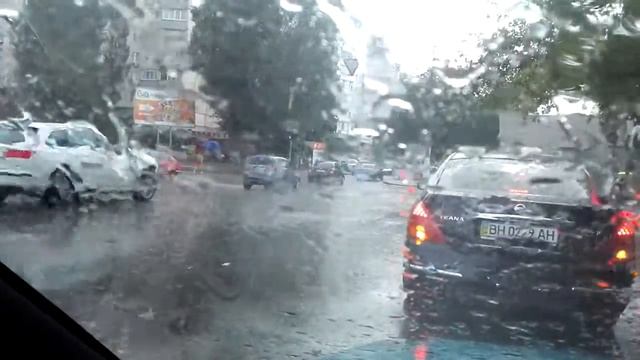 Дождь на Таирова 01-07-2016 смотреть онлайн
