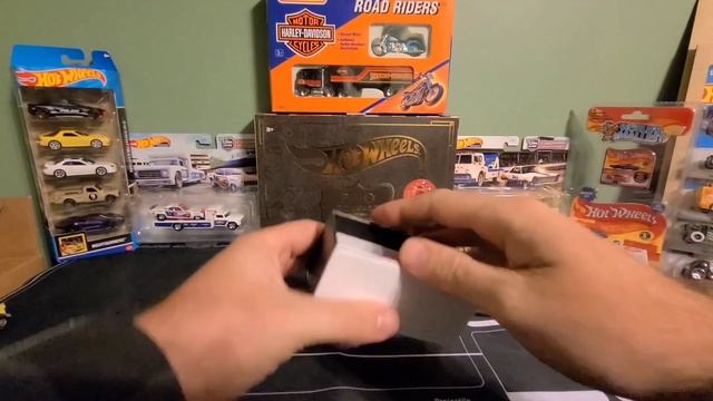Quick stop and some MAIL CALL!!!! Mini GT Raw Chase, Kaido House, Matchbox collectors, and more! смотреть онлайн