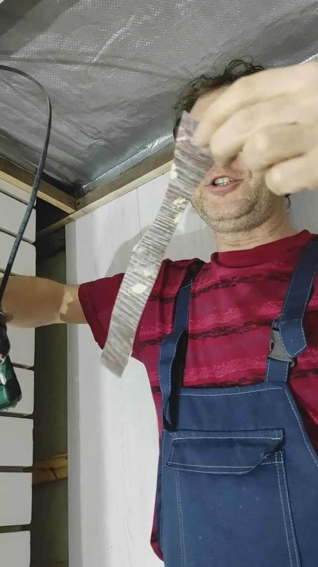 Куда, как и чем прикрепить провод на потолке пока идет ремонт. смотреть онлайн