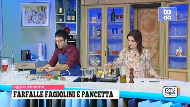 Farfalle con fagiolini e pancetta смотреть онлайн