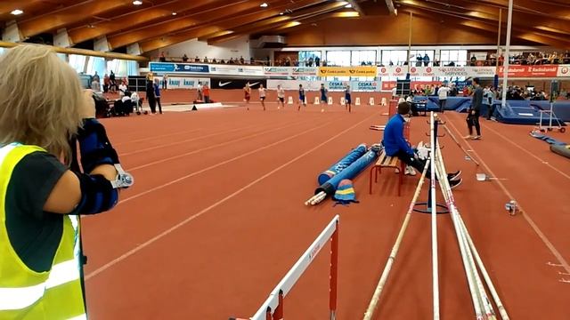 60 m dorostenci 3. rozběh Přebor Prahy 4.2.2017 смотреть онлайн