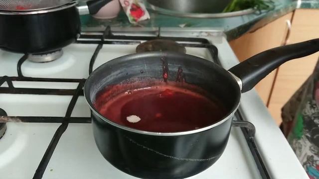 Strawberry jelly candies смотреть онлайн
