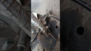 Замена тормозного шланга.