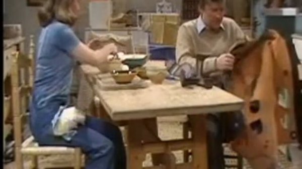 Felicity Kendal (1975)