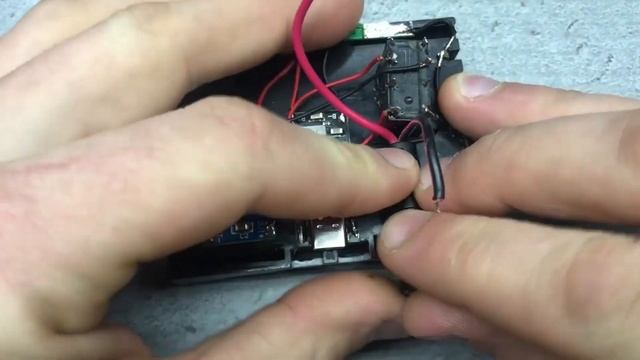 DIY Mini UPS for WiFi Router смотреть онлайн