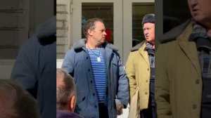 Каждому мужику по бабе!