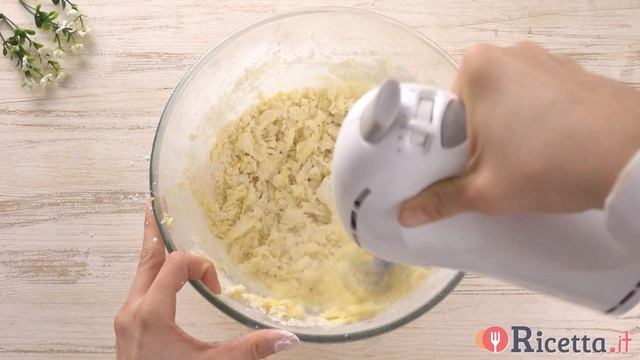 Biscotti a Esse (frolla montata) - Ricetta.it смотреть онлайн