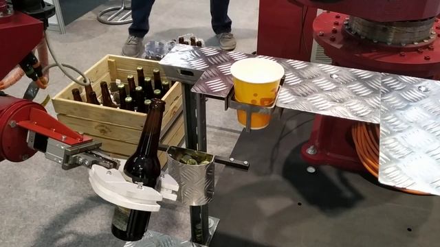 Робот Бармен. The Robot Bartender смотреть онлайн