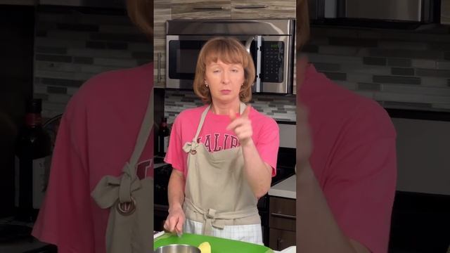 Узнайте секрет самой вкусной безглютеновой шарлотки https://youtu.be/m7KpK2vwVRw #short #шарлотка смотреть онлайн