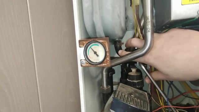 КАК УЙТИ ОТ ОРИГИНАЛЬНОГО РАСШИРИТЕЛЬНОГО БАКА NAVIEN И НЕ ТРАТИТЬ 7к НА НОВЫЙ смотреть онлайн