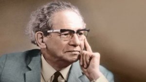 Вольф Мессинг : он точно предсказал день и час смерти любимой жены и самого себя