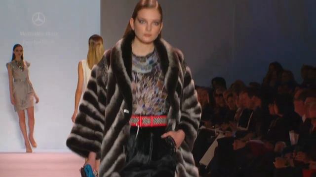 Matthew Williamson Fall 2009 runway show, Mercedes-Benz Fashion Week смотреть онлайн