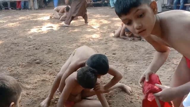 Usman pahalvan ( عرف( چھوٹا Patta Arshad Khan pahalvan vs Ahmed pehlwan pattha Goshi pahalvan смотреть онлайн