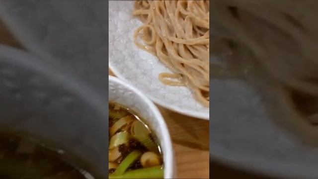 麺や 麦ゑ紋(むぎえもん)（ramen/noodle/ラーメン/飯テロ）#Shorts смотреть онлайн
