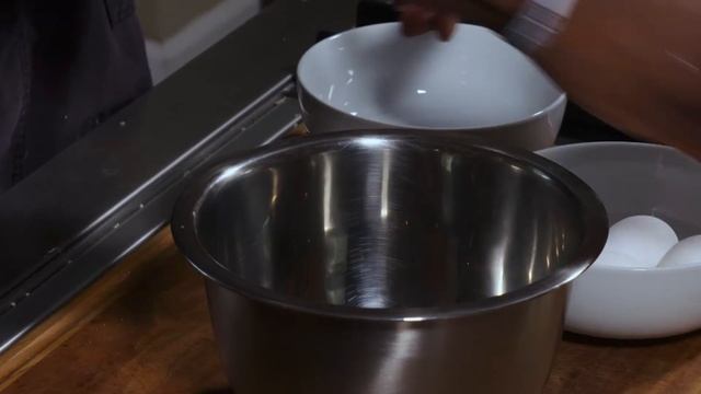 Classic Bacon Carbonara | Stephen Alli смотреть онлайн