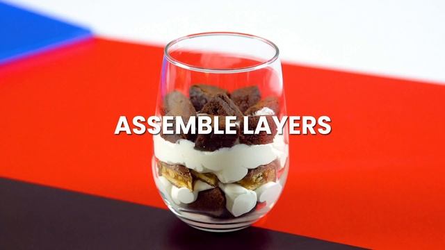 SNICKERS Brownie Trifle смотреть онлайн