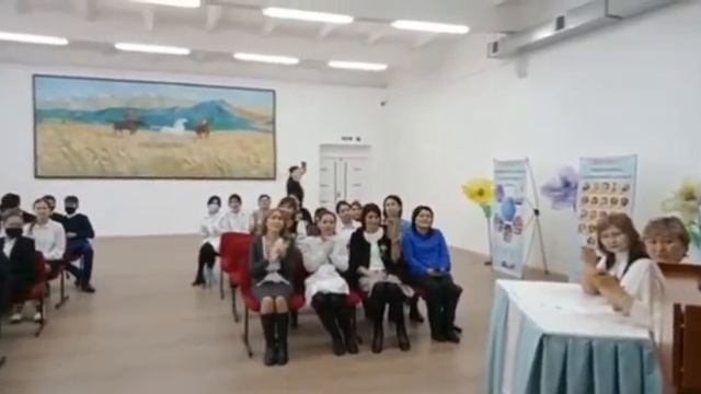 Жаратылыстану пәндерінің (химия, биология, география, физика) айлығының өту барысы смотреть онлайн