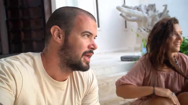 The BIGGEST house in Lamu Kenya? | The Fort Shela смотреть онлайн
