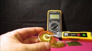 САМОЗАРЯДНЫЙ ВИХРЕВОЙ ЭЛЕКТРЕТ