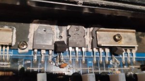 Интересная "неисправность", с которой принесли усилитель звука Ural Bulava BV 4.70 в ремонт