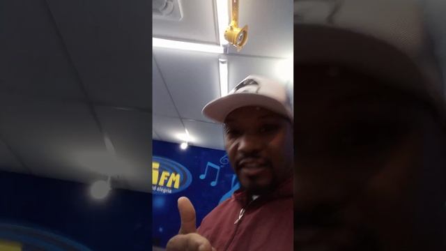 Sorriso Nogueira xxxx Dinho Do Ghetto xxxx Tupy da Rifa 105 fm (2022) смотреть онлайн