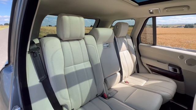 Land Rover Range Rover 4.4 SD V8 Vogue SE Auto 4WD Euro 5 5dr смотреть онлайн