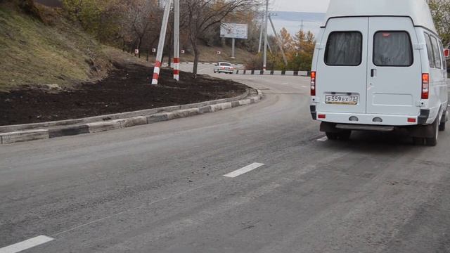 Первые машины едут по восстановленной "восьмерке" смотреть онлайн