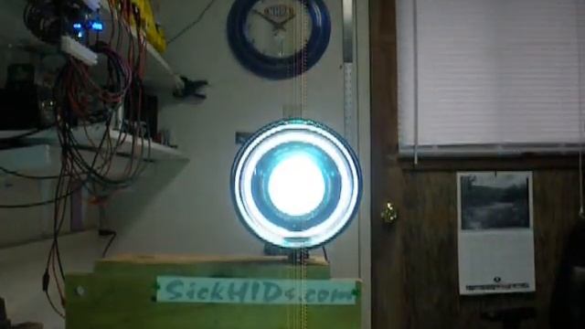 5-3/4" Bullet #5 55w HID / Bi-Xenon Projector HD Headlight with CCFL by Sick HIDs смотреть онлайн