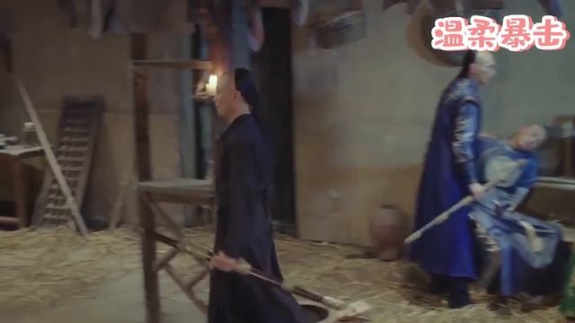 「說你願意做朕的女人！」皇上質問灰姑娘的真心，哪料她寧願挨板子，也不願說出那3個字! смотреть онлайн