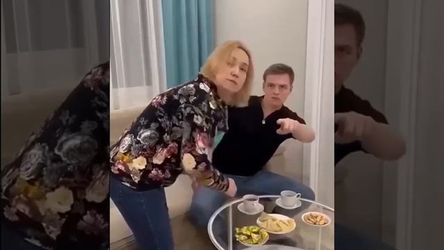 Любимый зятёк смотреть онлайн