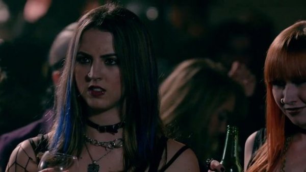 Burying the Ex Full Movie 2014 1080p (HINDI)