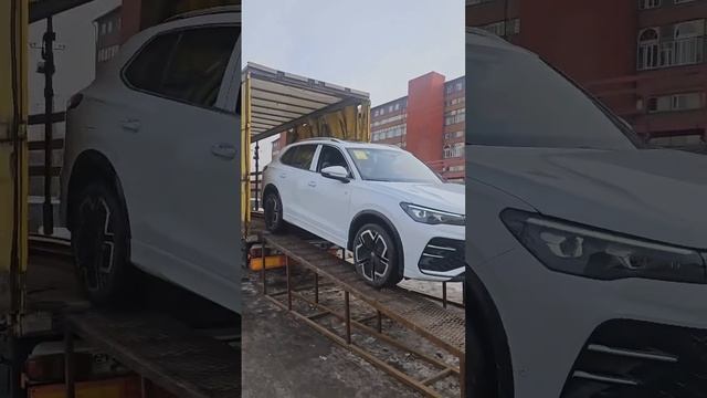 Volkswagen Tiguan L Pro 2.0 4WD, 5.25 млн. На заказ 10 дней. смотреть онлайн