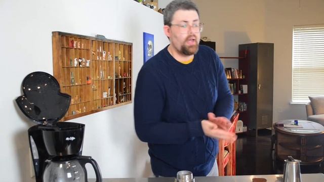 Café Bustelo: A Latin Classic Done Right (and Wrong) смотреть онлайн