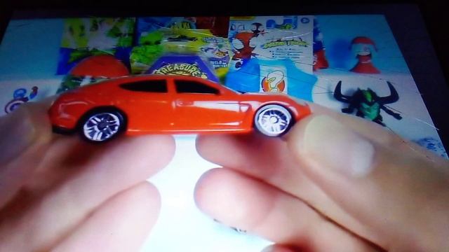 Пластиковые яйца технопарк, РМЗ сити и автогранд с классными моделями машин.