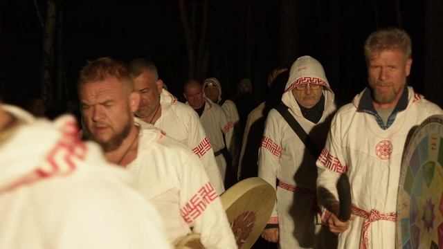 Чаша Сварога. Новолетие 7533. Обряд Четырех жрецов.  Проявление Шестнадцати Духов.