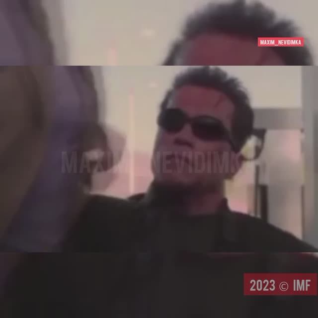 Арнольд Шварценеггер. Вези меня мразь! смотреть онлайн