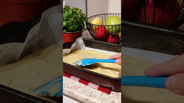 НЕЖНОЕ Как ПИРОЖНОЕ ЯБЛОЧНЫЙ ПИРОГ СО ШТРЕЙЗЕЛЕМ И ОРЕХАМИ 🔥 смотреть онлайн