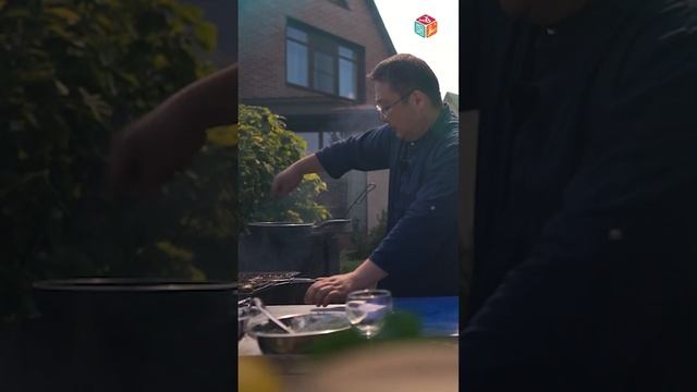 Как пожарить рыбу Хек на Гриле с Картофелем и Пикантным Соусом: Простой рецепт приготовления смотреть онлайн