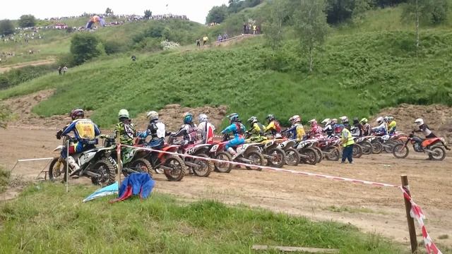 Мотокрос Львів 12.06.16 проф Старт смотреть онлайн