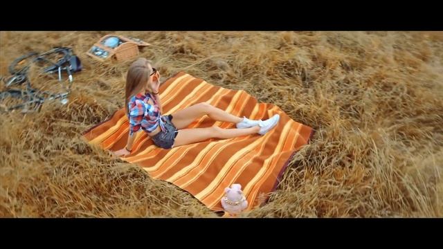 Артём Лейба - Легко и трудно (feat DimonD & Руслан Тахтаев) смотреть онлайн