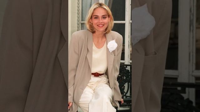 Как сейчас выглядит 65 летняя Шэрон Стоун #music #знаменитости #shorts смотреть онлайн