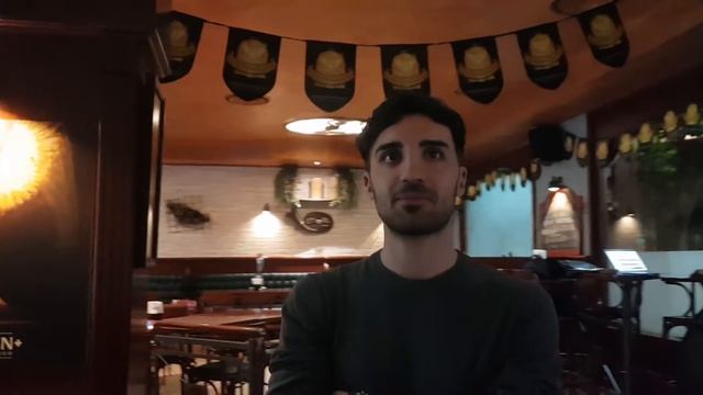 Bologna. "In Via Stalingrado, anni 90 '50 trans, con Eva Robins. Spina ai tavoli" смотреть онлайн