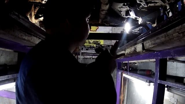 Как я менял рулевую рейку на Мицубиси Каризма смотреть онлайн