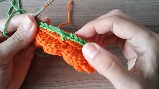 Flor em Crochê Fabiana/ FLOR EM CROCHÊ 3 CAMADAS COM 8 PÉTALAS смотреть онлайн