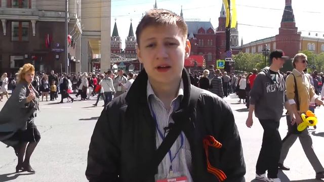 Типичная Москва #21 - День Победы смотреть онлайн