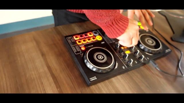 DDJ 200 | Demo & Review | смотреть онлайн