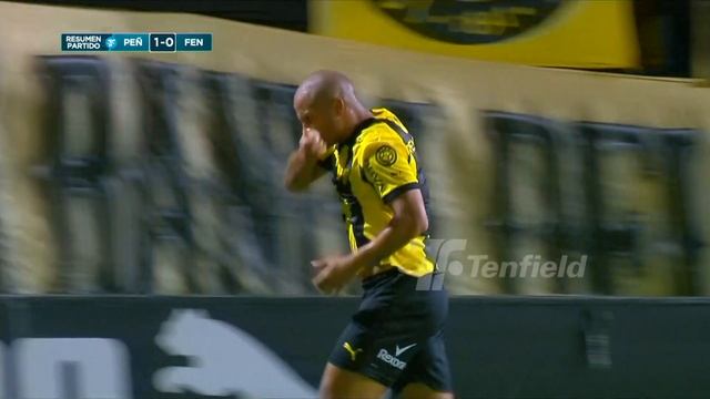 Apertura - Fecha 13 - Peñarol 2:0 Fenix смотреть онлайн